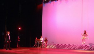 VII Festival de Poesia Colégio Santa Fé: Versando o centenário de Vinicius de Moraes