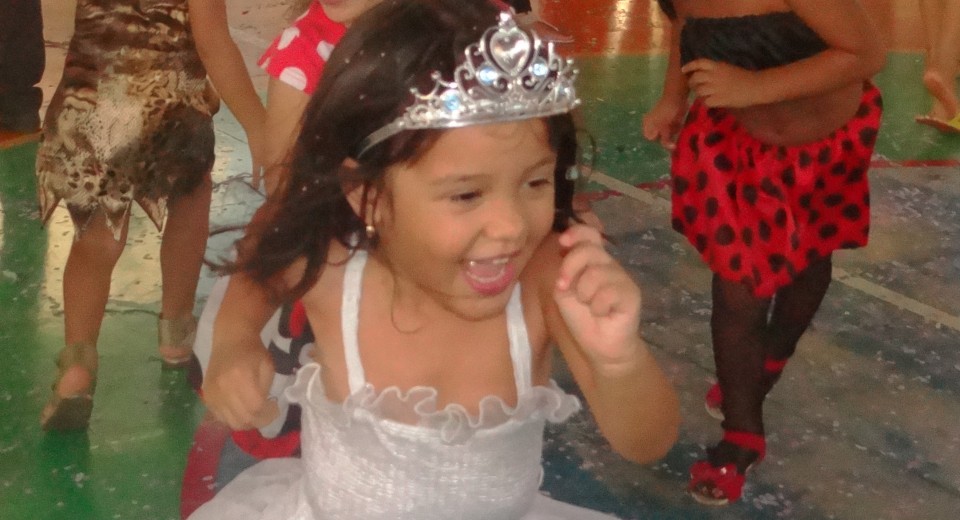 Colégio Santa Fé: Vesperal de Carnaval 2015