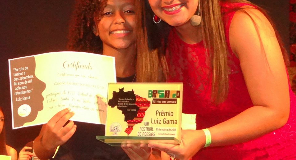 VIII Festival de Poesias do Colégio Santa Fé: “Brasafro: Etnia em versos"