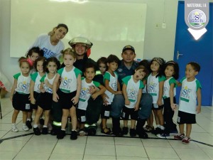 Educação Cósmica: dia a dia das profissões